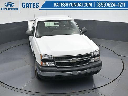 Used 2007 Chevrolet Silverado 1500 W/T image 34