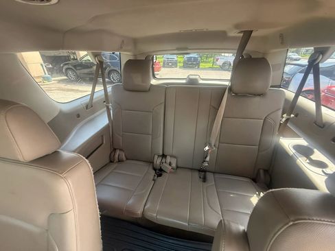 Used 2016 Chevrolet Suburban LTZ AWD/4WD image 19