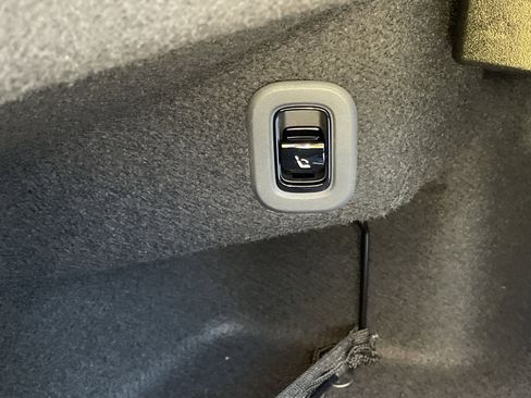 New 2026 Mercedes-Benz CLE 53 AMG 4MATIC Cabriolet image 17