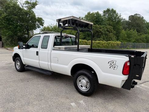 Used 2016 Ford F250 XL w/ Power Equipment Group AWD/4WD image 6