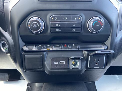 Used 2024 Chevrolet Silverado 1500 Custom AWD/4WD image 25