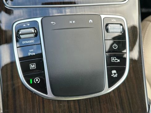 Certified 2022 Mercedes-Benz GLC 300 image 24