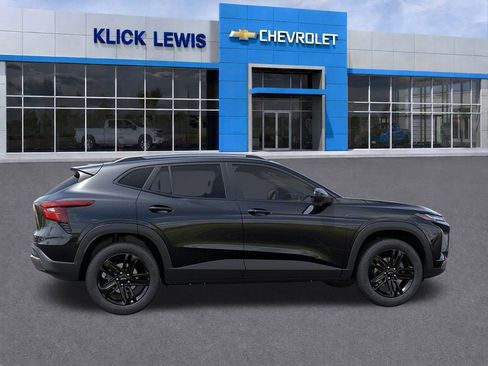 New 2026 Chevrolet Trax ACTIV w/ Driver Confidence Package FWD image 5