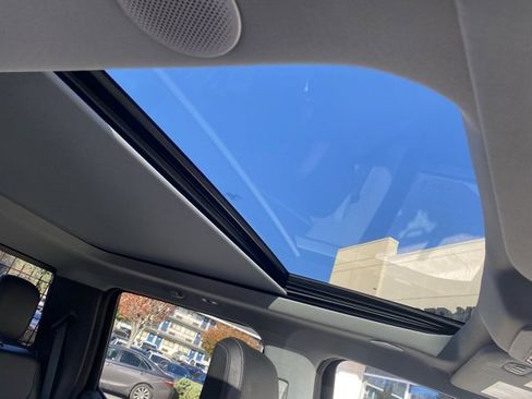 Used 2024 Ford F250 Lariat w/ Lariat Ultimate Package image 33