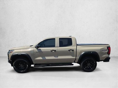 Used 2023 Chevrolet Colorado Trail Boss w/ Technology Package AWD/4WD image 3