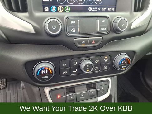 Used 2024 GMC Terrain SLT w/ Infotainment Package II AWD/4WD image 28