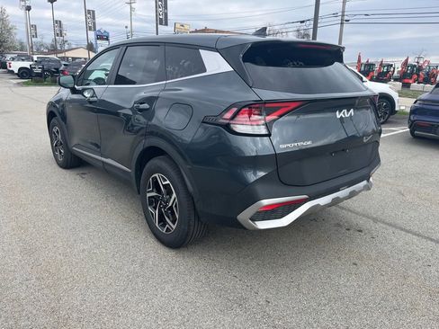 Certified 2025 Kia Sportage LX image 6
