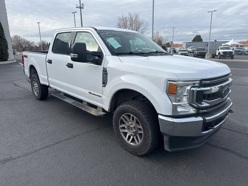 Used 2020 Ford F250 XLT image 1