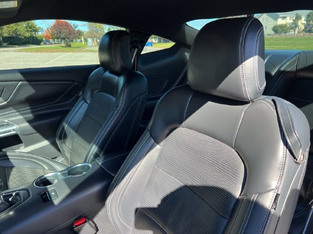 Used 2024 Ford Mustang GT Premium RWD image 17
