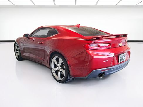 Used 2018 Chevrolet Camaro SS RWD image 6