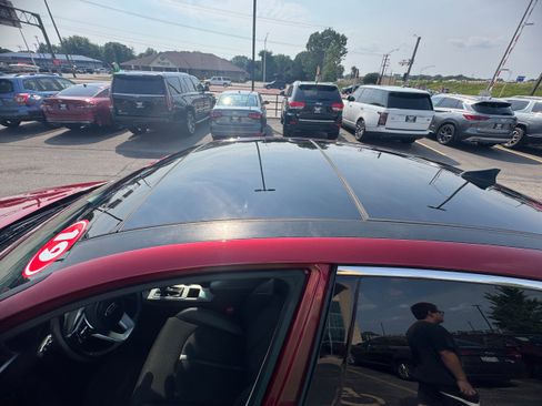 Used 2019 Kia Optima S w/ S Panoramic Sunroof Package FWD image 11