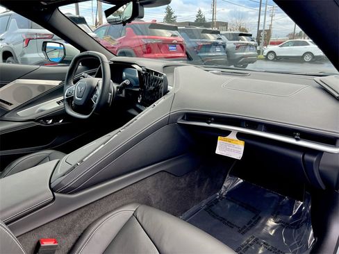 Used 2023 Chevrolet Corvette Stingray Preferred Cpe w/ Z51 Performance Package image 23