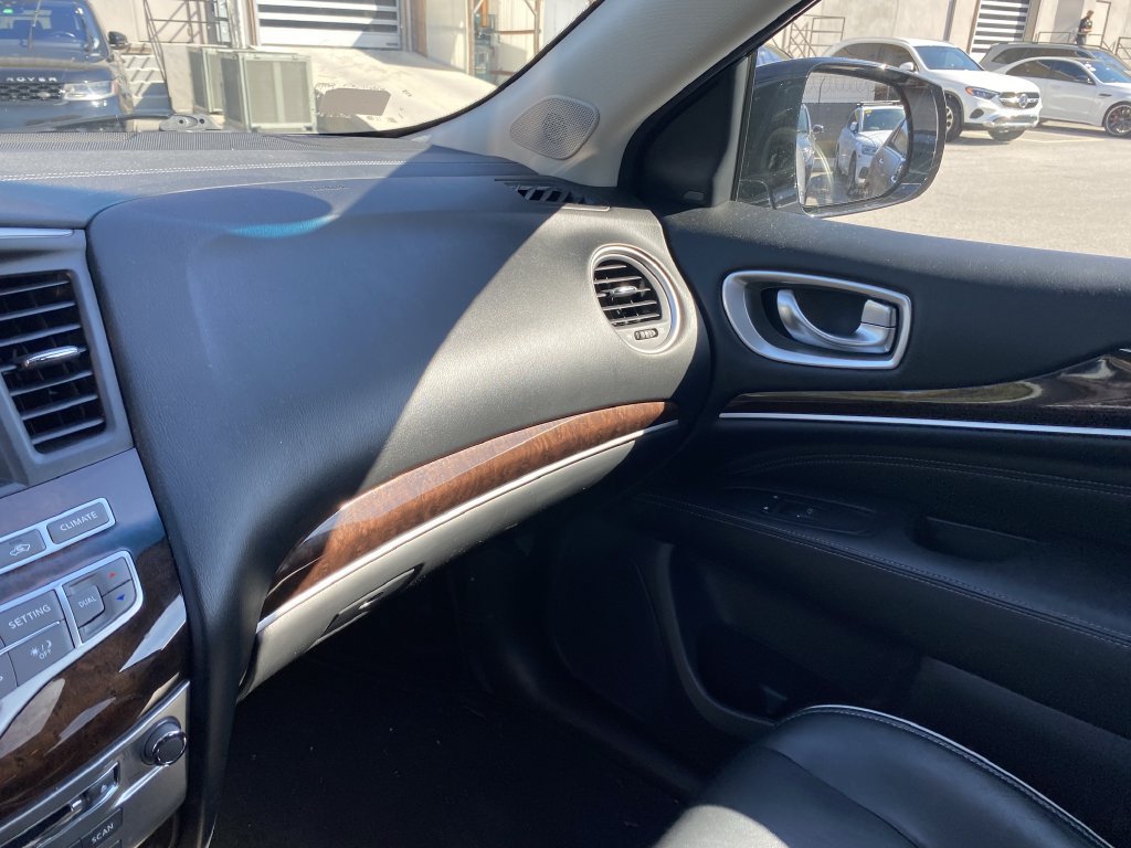 Used 2016 INFINITI QX60 Luxe w/ Deluxe Technology Package AWD/4WD image 4