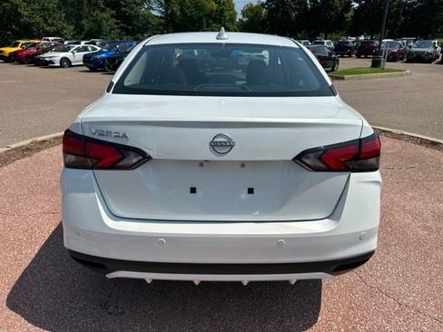 New 2025 Nissan Versa SV w/ Trunk Package image 2