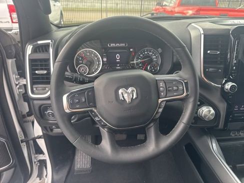 Used 2025 RAM 1500 Laramie image 12