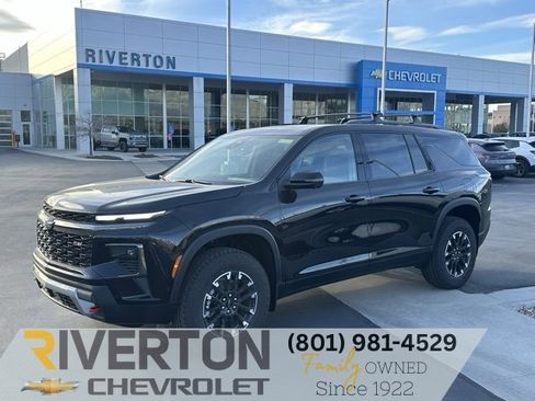 New 2026 Chevrolet Traverse Z71 w/ Enhanced Driving Package image 1