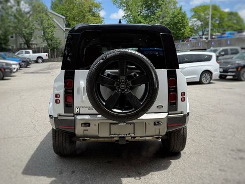 Used 2022 Land Rover Defender 110 X-Dynamic HSE AWD/4WD image 10