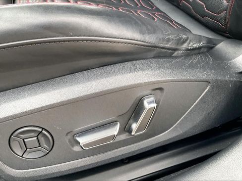 Used 2021 Audi RS 6 AWD/4WD image 31