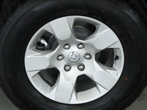 Used 2025 RAM 1500 Big Horn AWD/4WD image 12