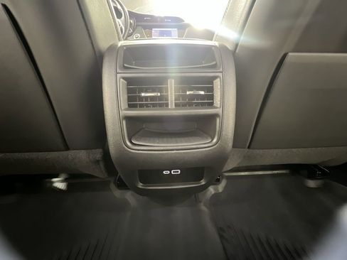 Certified 2023 Cadillac XT5 Premium Luxury w/ LPO, Floor Liner Package AWD/4WD image 23