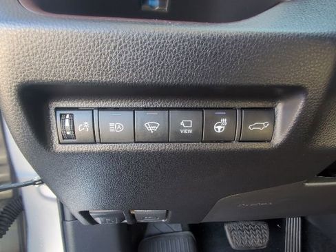 Used 2021 Toyota RAV4 Limited AWD/4WD image 26