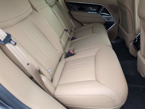 New 2027 Land Rover Range Rover SE AWD/4WD image 17