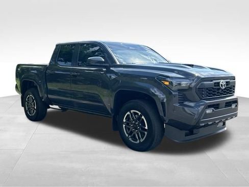 Certified 2024 Toyota Tacoma TRD Sport AWD/4WD image 7