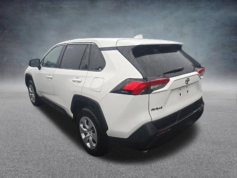 Used 2025 Toyota RAV4 LE AWD/4WD image 5