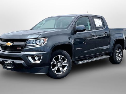 Used 2016 Chevrolet Colorado Z71 AWD/4WD image 12