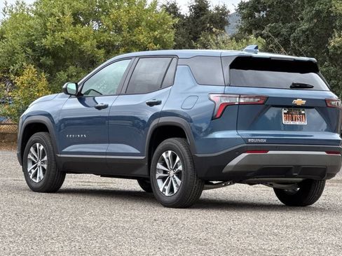 New 2027 Chevrolet Equinox LT FWD image 6