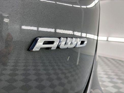 Certified 2023 Ford Edge SEL w/ Convenience Package AWD/4WD image 8