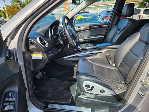 Used 2010 Mercedes-Benz ML 350 4MATIC image 16