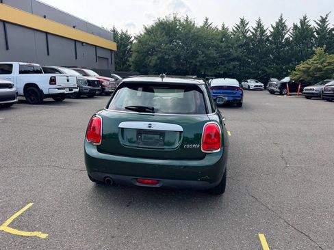 Used 2015 MINI Cooper 4-Door Hardtop FWD image 7