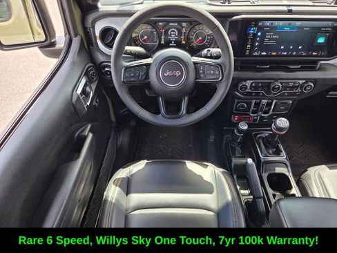 Certified 2025 Jeep Wrangler Willys AWD/4WD image 15
