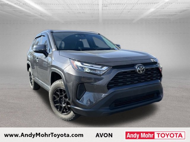 Used 2024 Toyota RAV4 XLE w/ Convenience Package FWD image 4