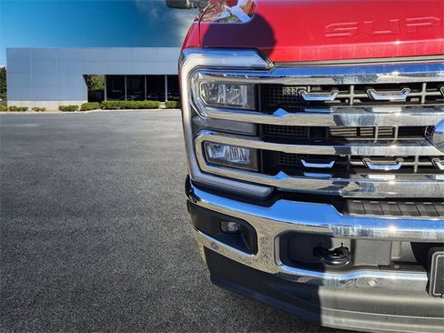Used 2024 Ford F350 Lariat w/ Lariat Ultimate Package image 5