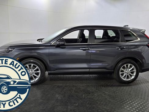 Used 2024 Honda CR-V EX image 4