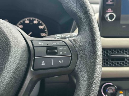 New 2026 Honda HR-V LX image 18