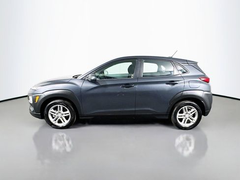 Used 2021 Hyundai Kona SE FWD image 2