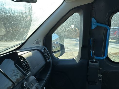 Used 2024 RAM ProMaster 3500 image 17