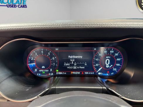 Used 2020 Ford Mustang Shelby GT500 w/ Technology Package RWD image 12