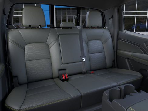 New 2025 Chevrolet Colorado ZR2 w/ Midnight Edition image 17