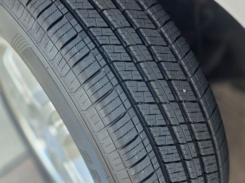 Used 2006 Toyota RAV4 2WD image 21