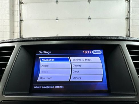 Used 2014 Nissan Armada Platinum w/ 2nd Row Captain Seat Package AWD/4WD image 33