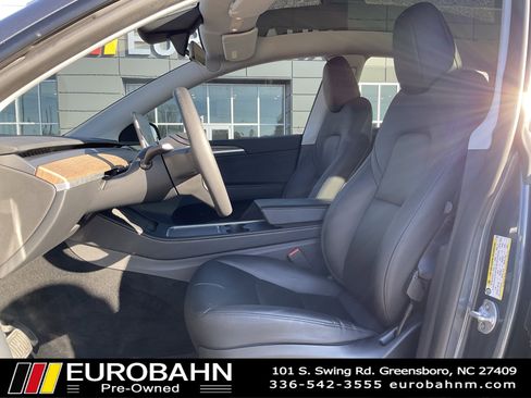 Used 2023 Tesla Model Y Long Range image 8