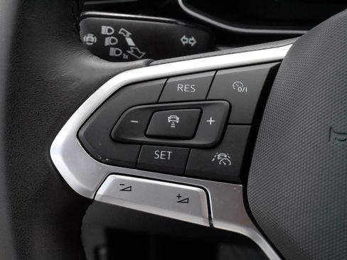 Certified 2026 Volkswagen Jetta SEL FWD image 26