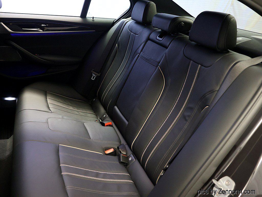 Certified 2019 BMW 530i xDrive w/ Convenience Package AWD/4WD image 12