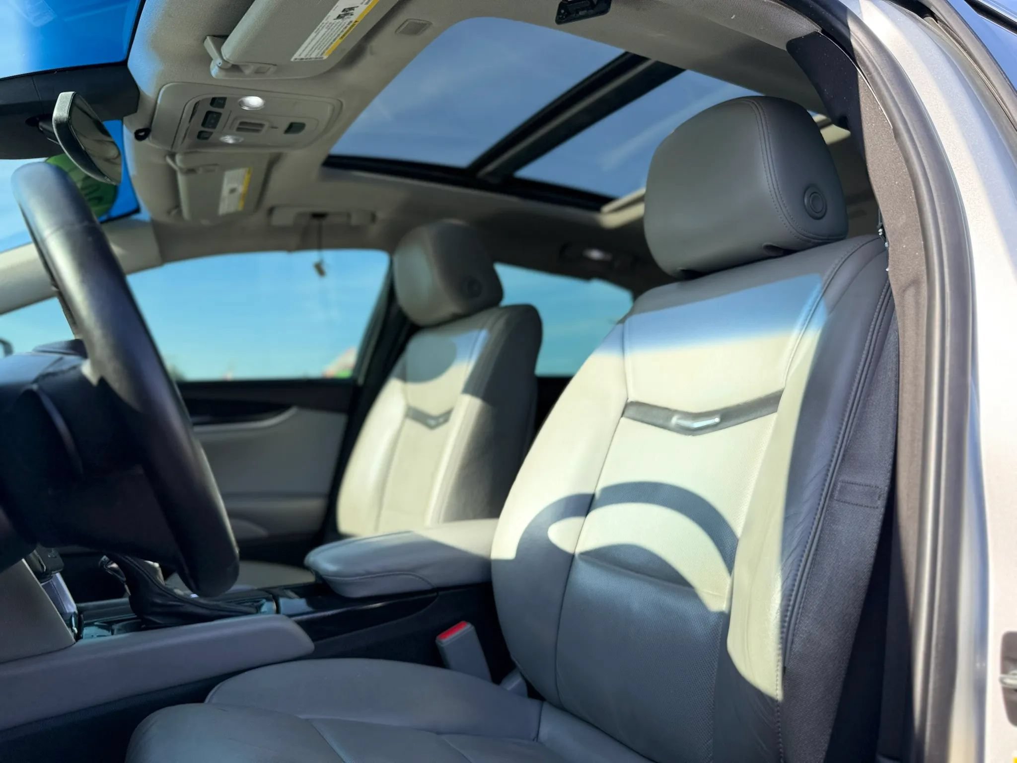 Used 2017 Cadillac XTS Luxury w/ Driver Awareness Package FWD image 12