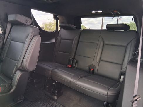 Used 2021 GMC Yukon Denali w/ Denali Premium Package RWD image 22