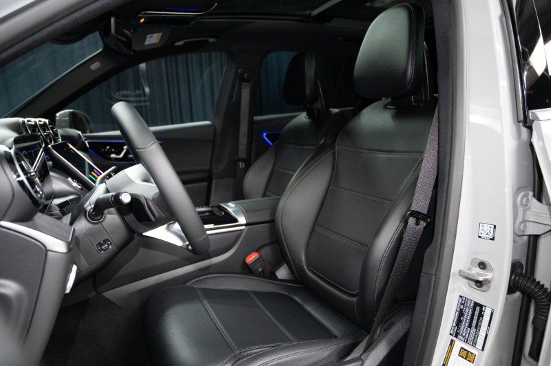New 2027 Mercedes-Benz GLC 300 image 11
